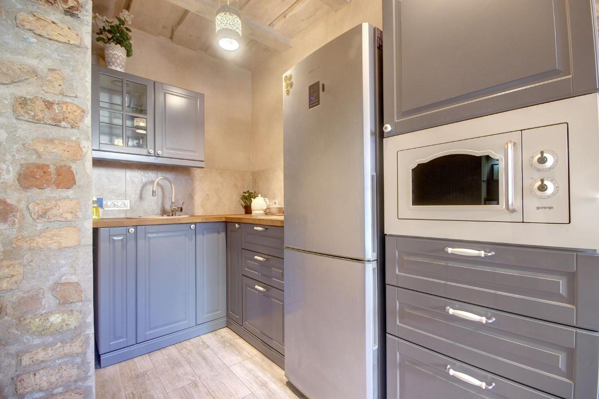Historical Apartments X Free Parking Self Check In 24X7 By H&H VNO Exteriör bild